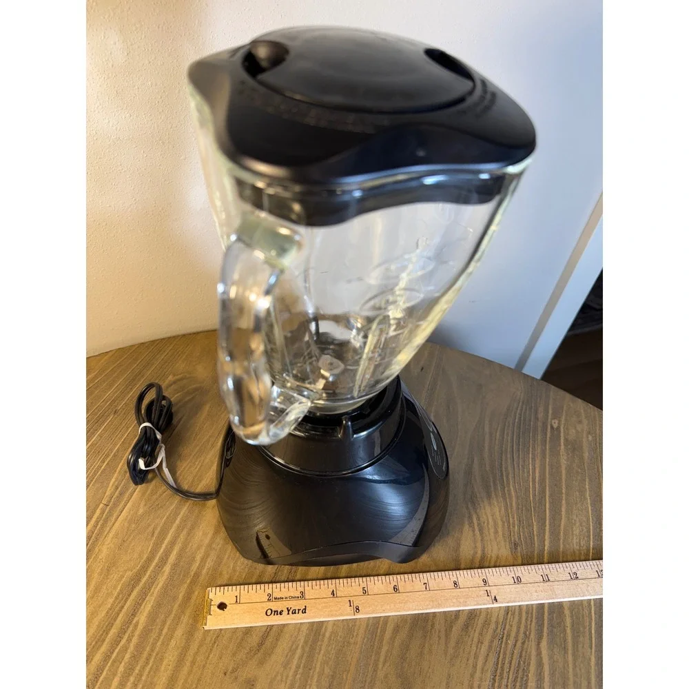 Oster 18-Speed Precise Blender 5-Cup Black 450W Glass Jar Ice Crush 6891 Tested